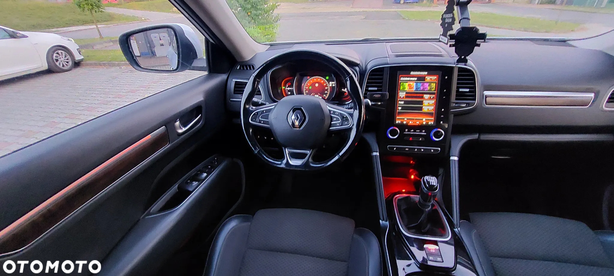 Renault Koleos ENERGY dCi 175 4WD INTENS - 21