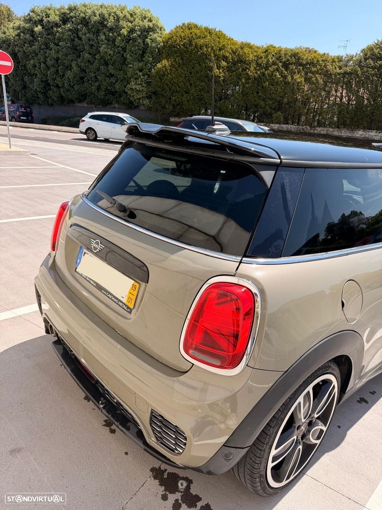 MINI 3 Portas Cooper D - 4