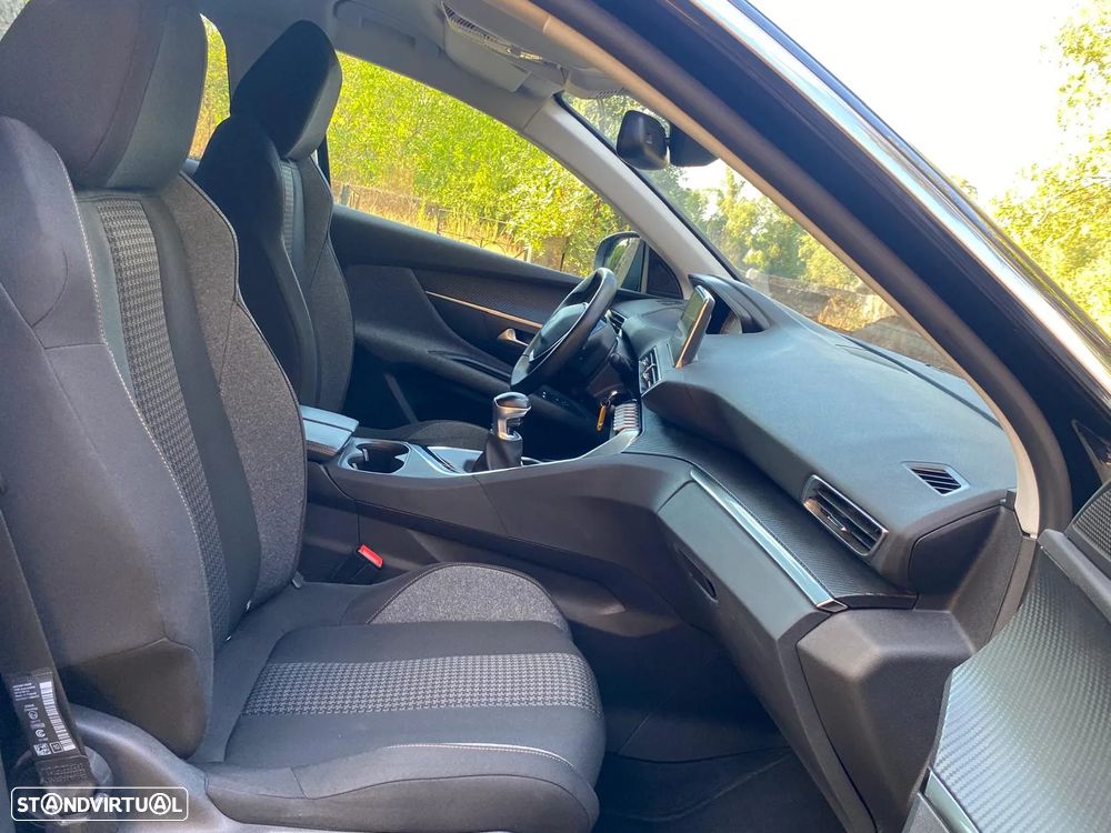 Peugeot 3008 1.5 BlueHDi Style - 14
