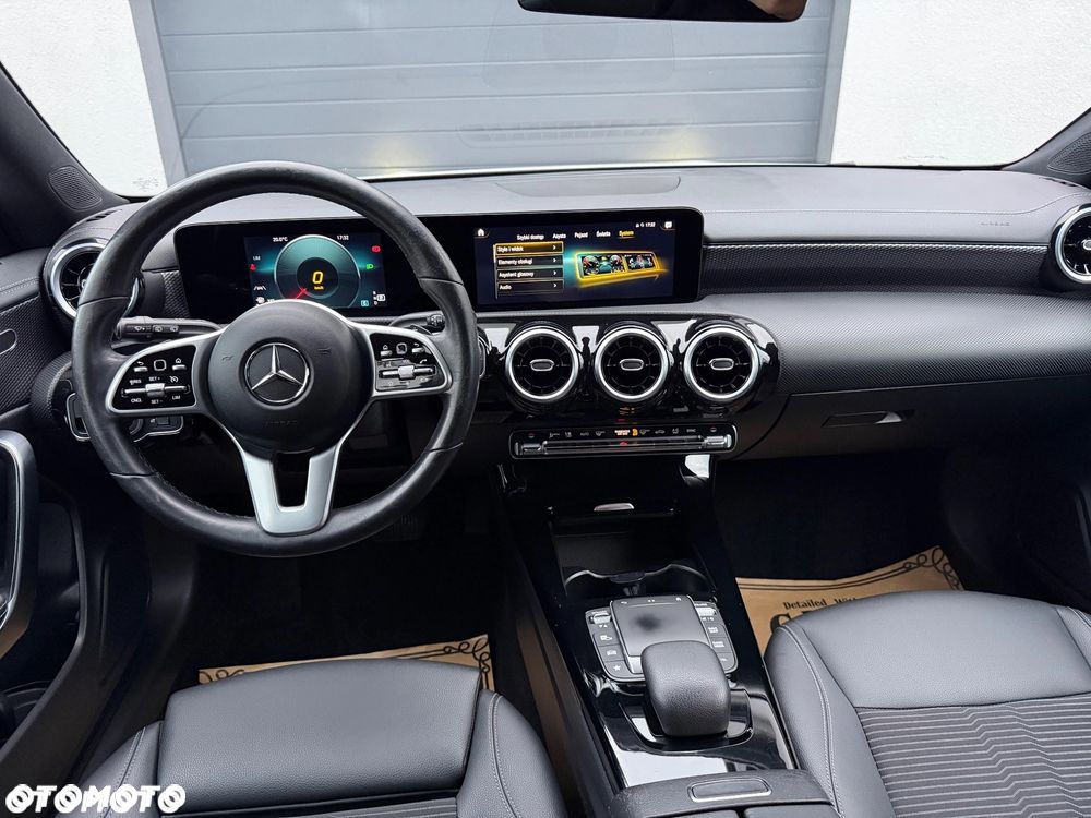 Mercedes-Benz CLA - 17