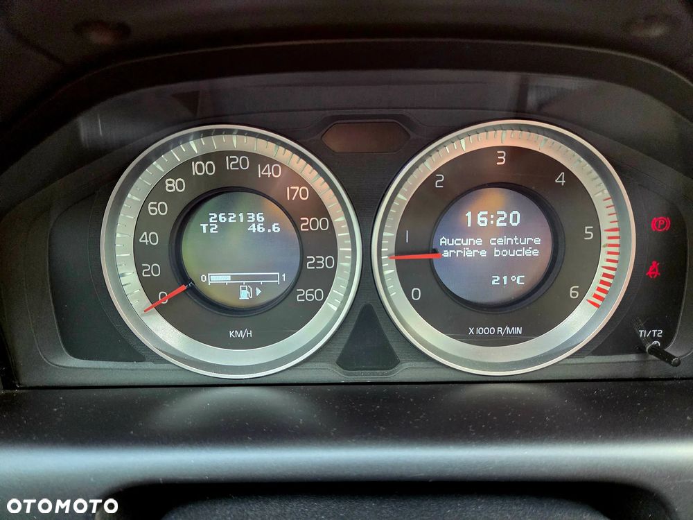 Volvo XC 60 DRIVe Momentum - 16