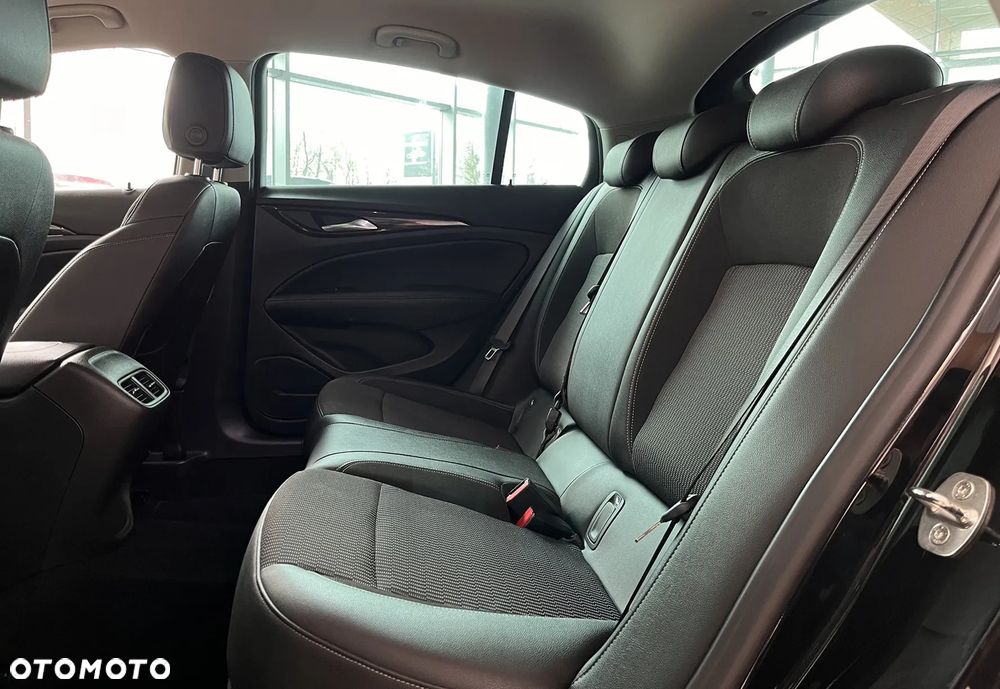 Opel Insignia 2.0 CDTI Ultimate S&S - 22