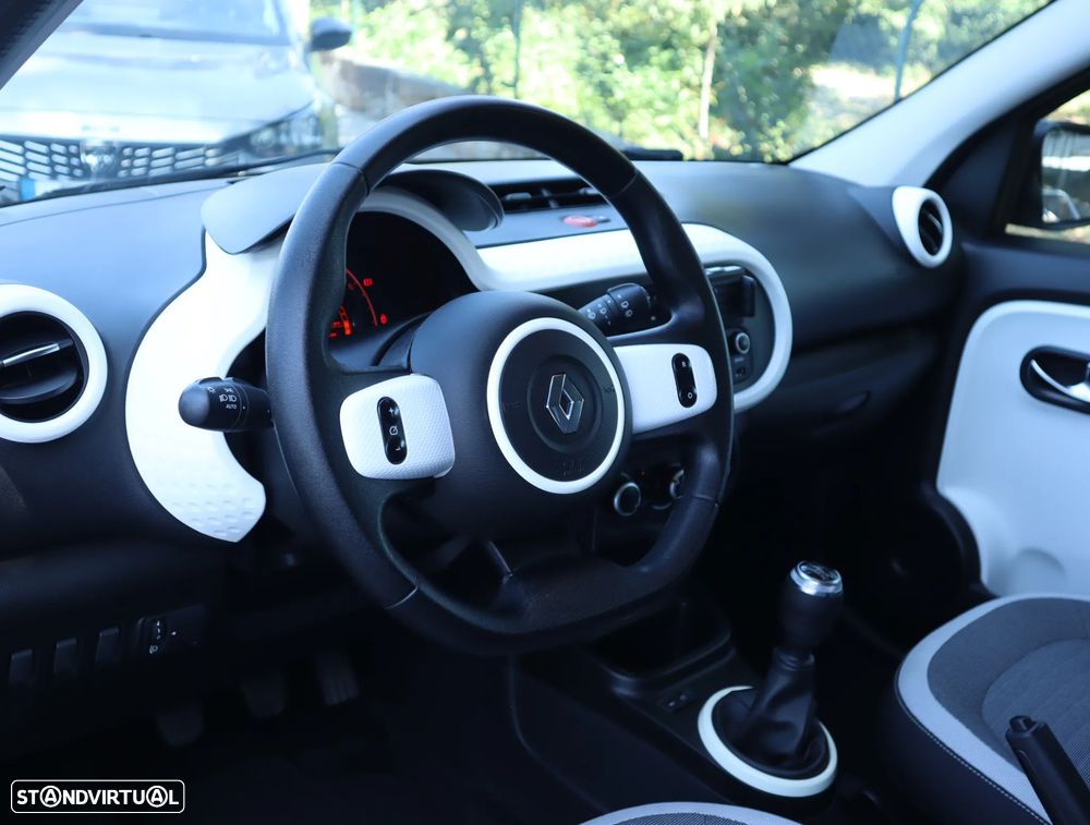 Renault Twingo 1.0 SCe Equilibre - 32