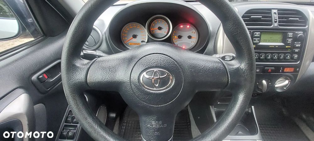 Toyota RAV4 4x2 Edition - 24
