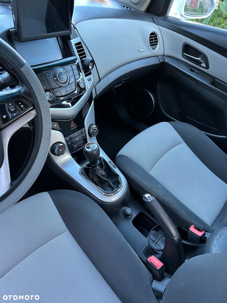 Chevrolet Cruze 2.0 D LTZ - 10