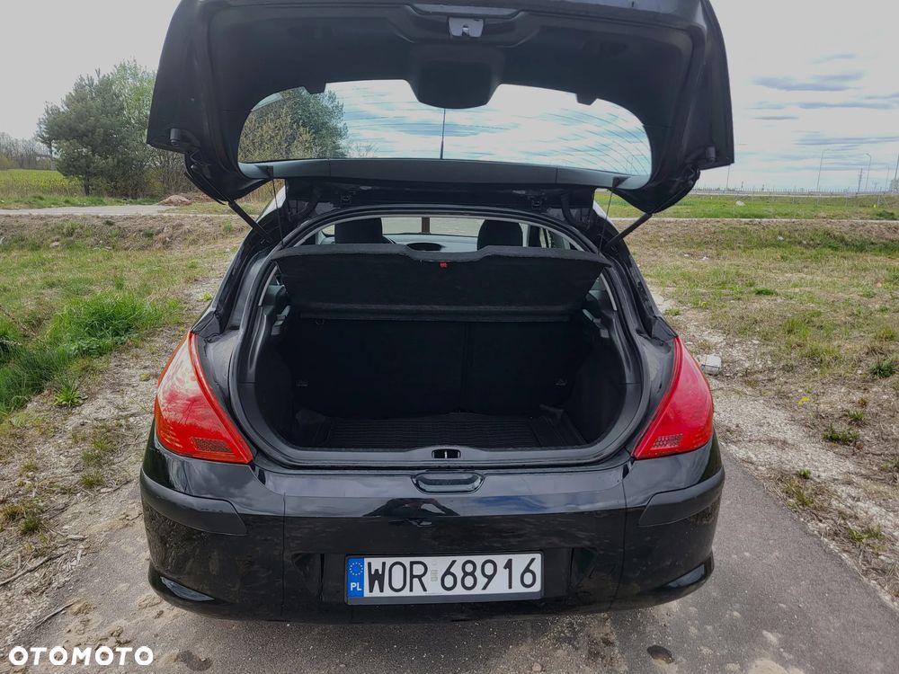 Peugeot 308 95 VTi Filou - 11