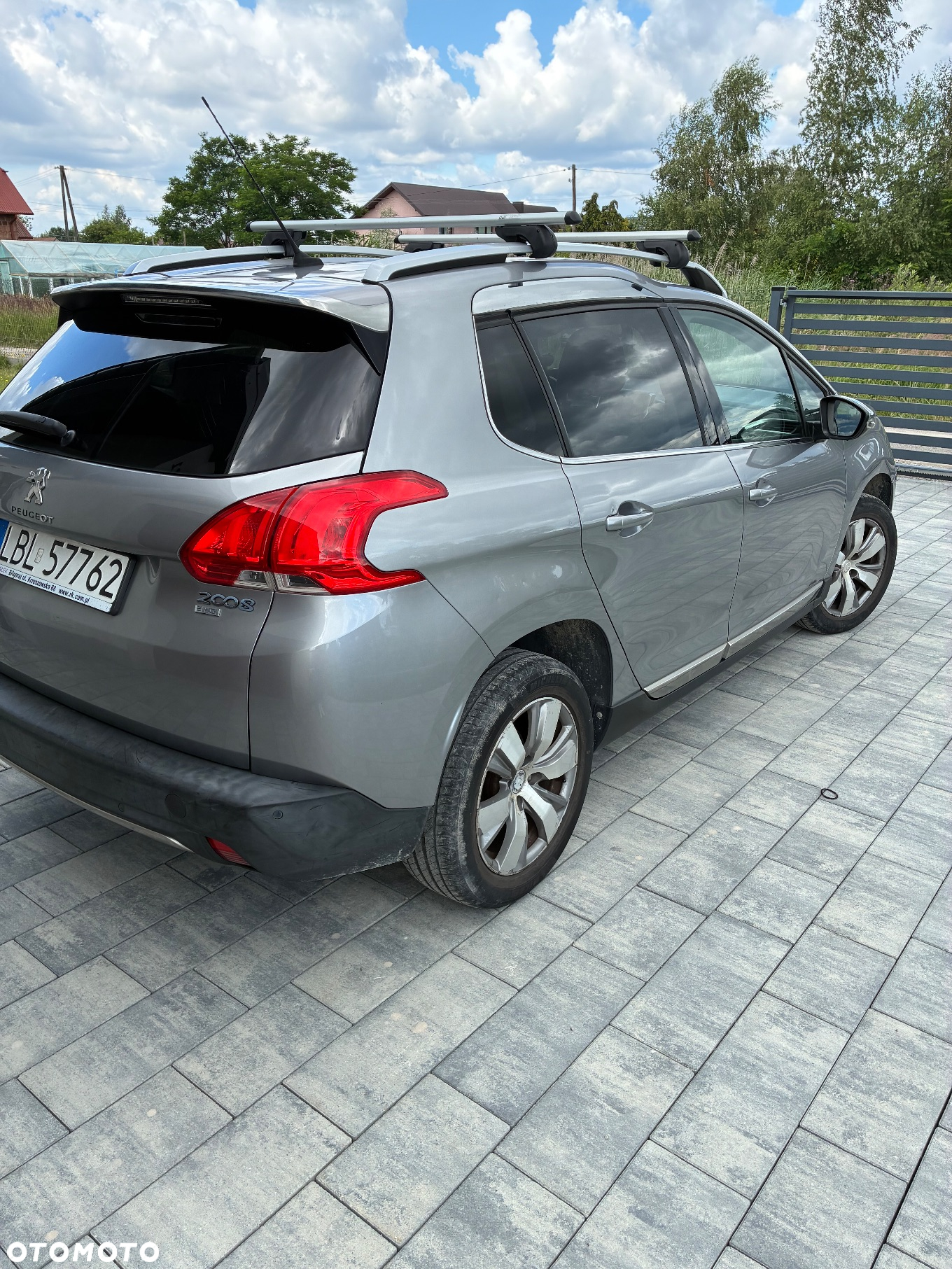 Peugeot 2008 - 4