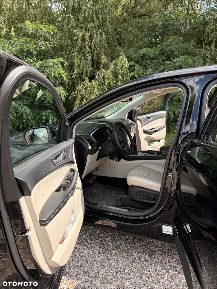 Ford Edge - 4