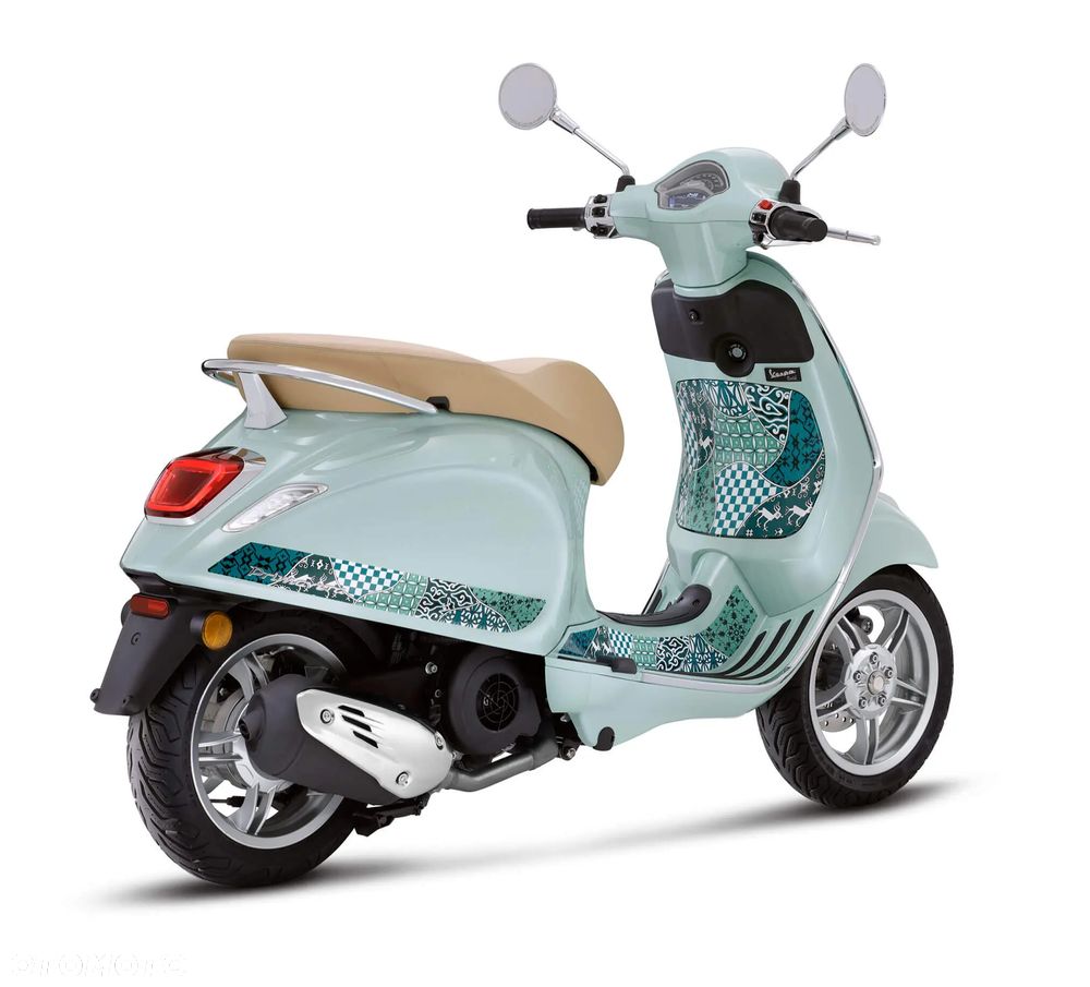 Vespa Primavera - 4