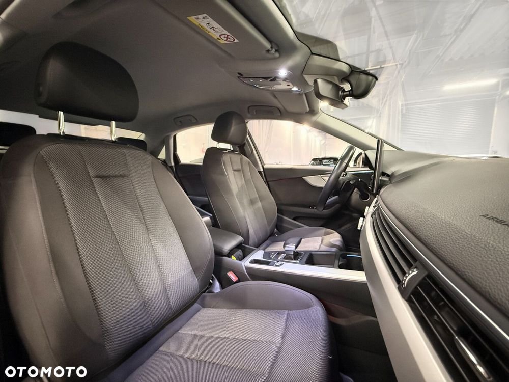 Audi A4 Limousine - 20