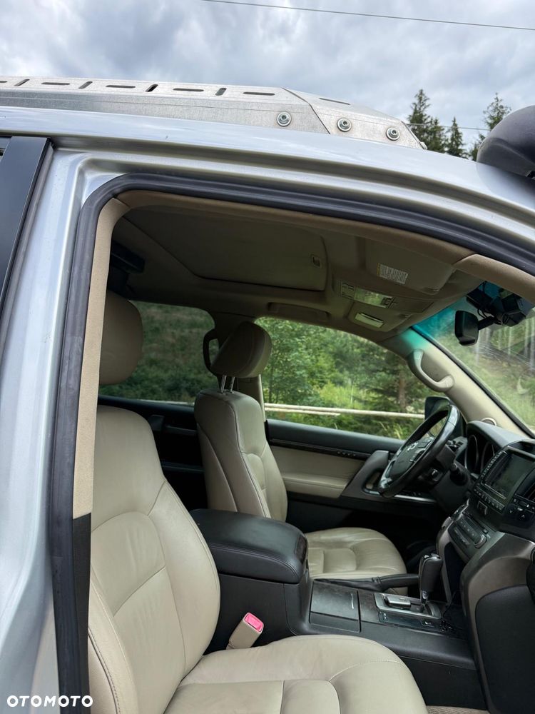 Toyota Land Cruiser LC 4.5 D-4D Prestige - 8