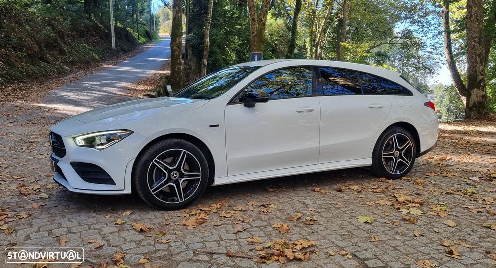 Mercedes-Benz CLA 250 e Shooting Brake AMG Line - 4