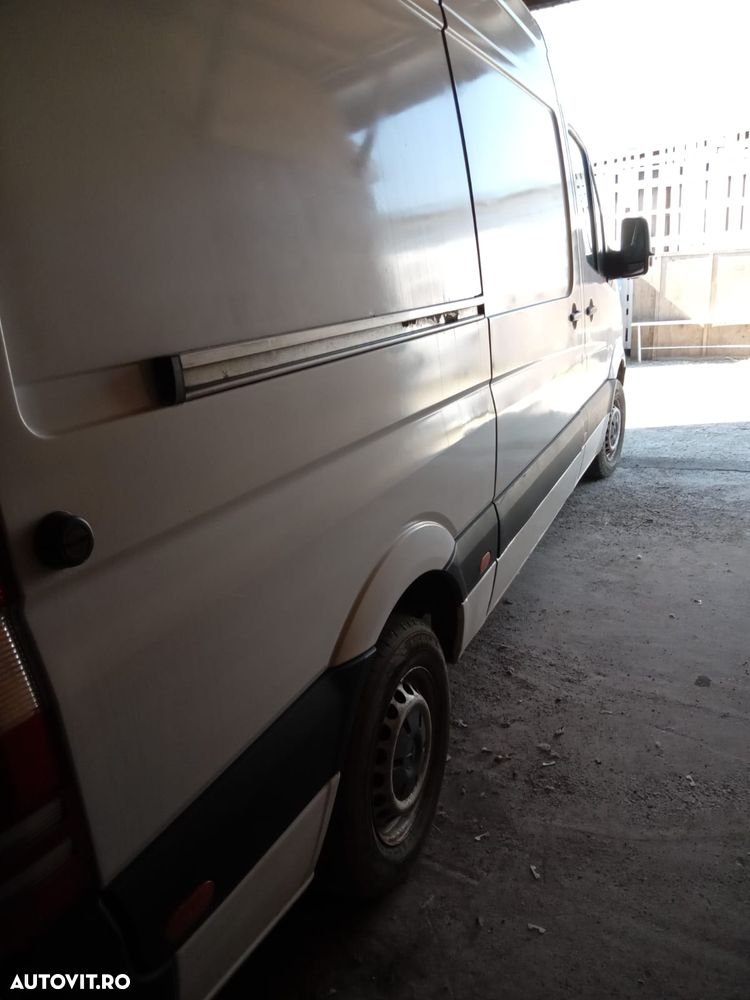 Mercedes-Benz Sprinter - 2