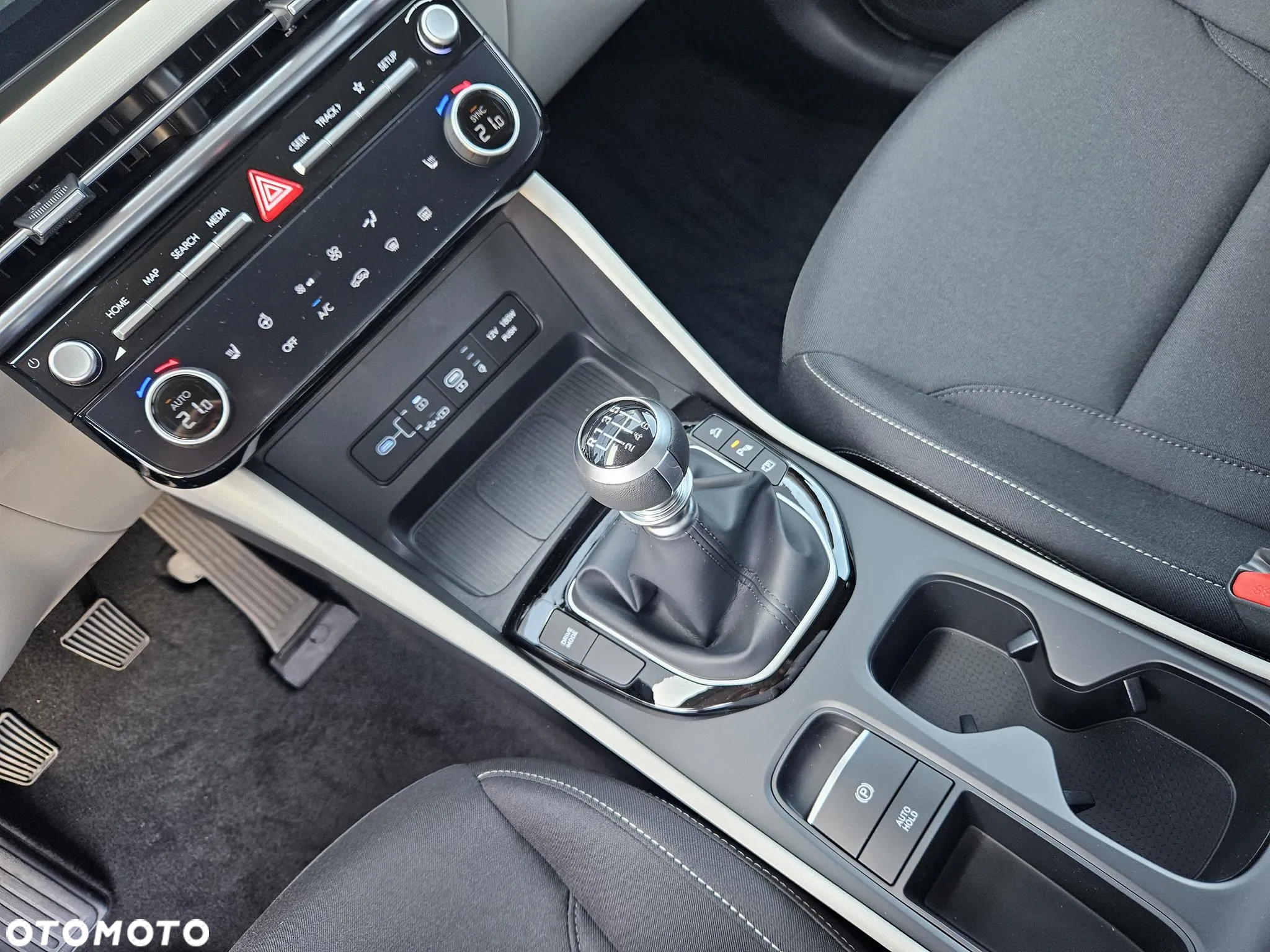 Hyundai Tucson 1.6 T-GDi Smart 2WD - 20