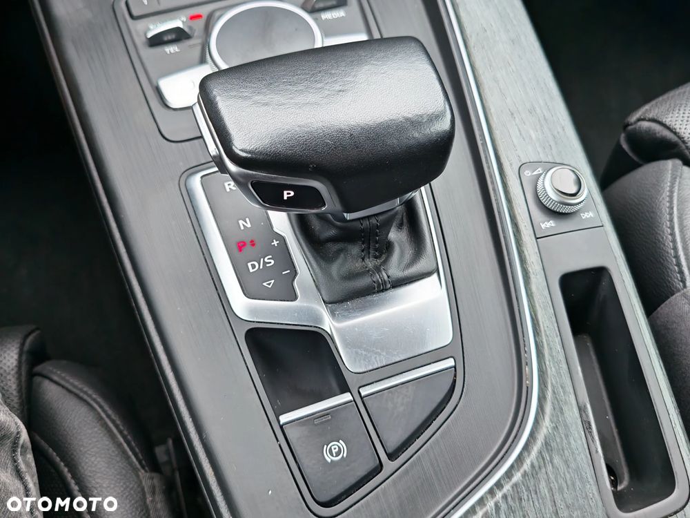 Audi A4 Avant 40 TFSI S tronic design - 20