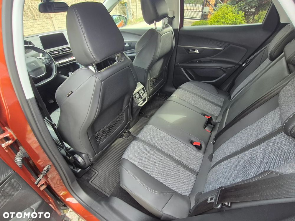 Peugeot 3008 1.5 BlueHDi Active S&S - 15