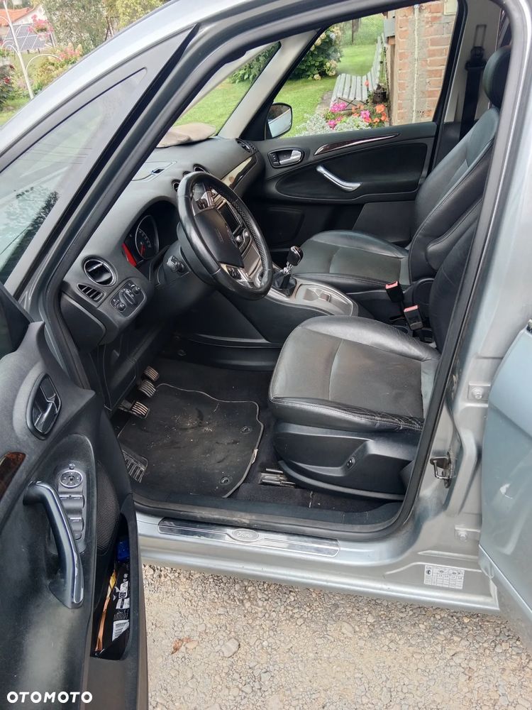 Ford Galaxy 2.0 TDCi Ghia - 9