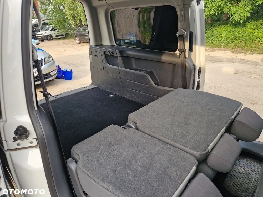 Volkswagen Caddy - 20