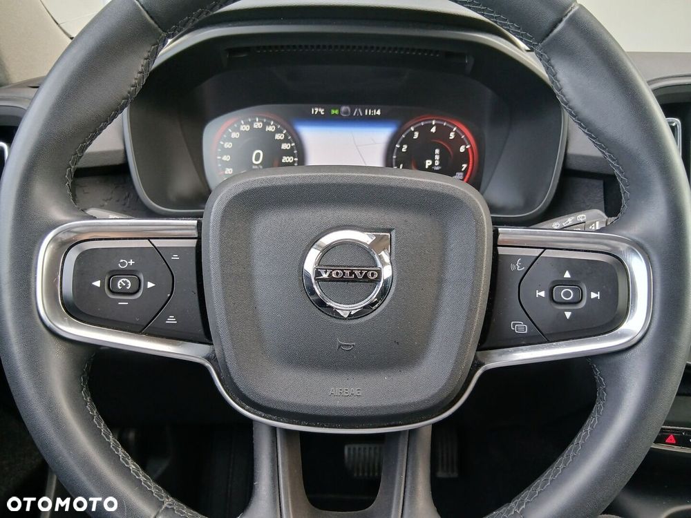 Volvo XC 40 - 11