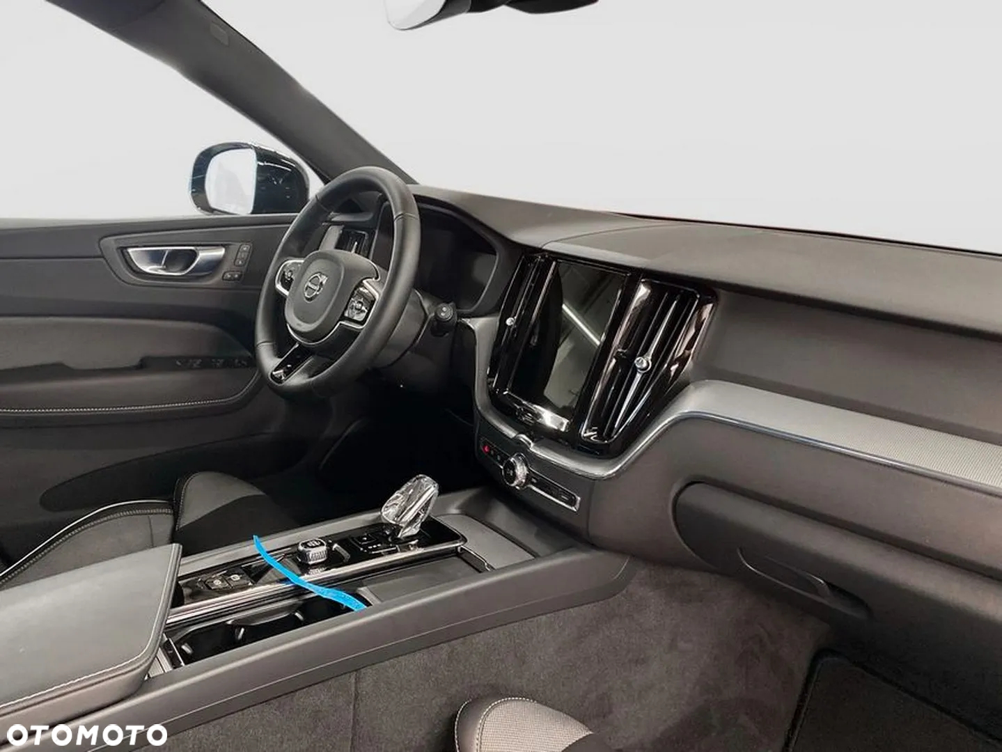 Volvo XC 60 B5 B AWD Plus Black Edition - 7