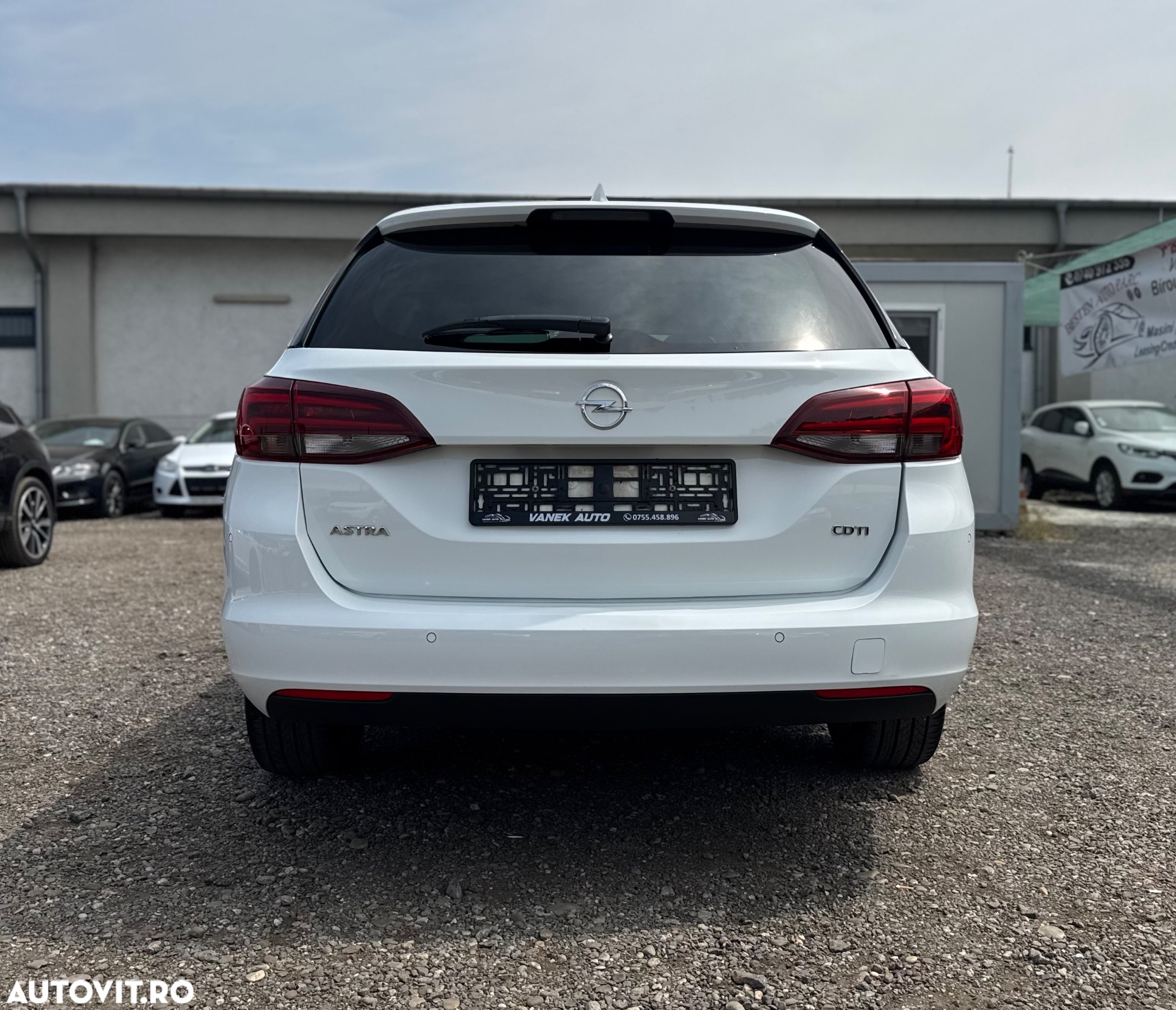 Opel Astra 1.6 D (CDTI) Automatik Innovation - 14