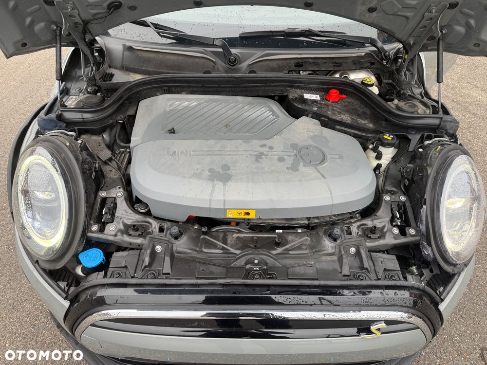 MINI Cooper SE Essential Trim - 25