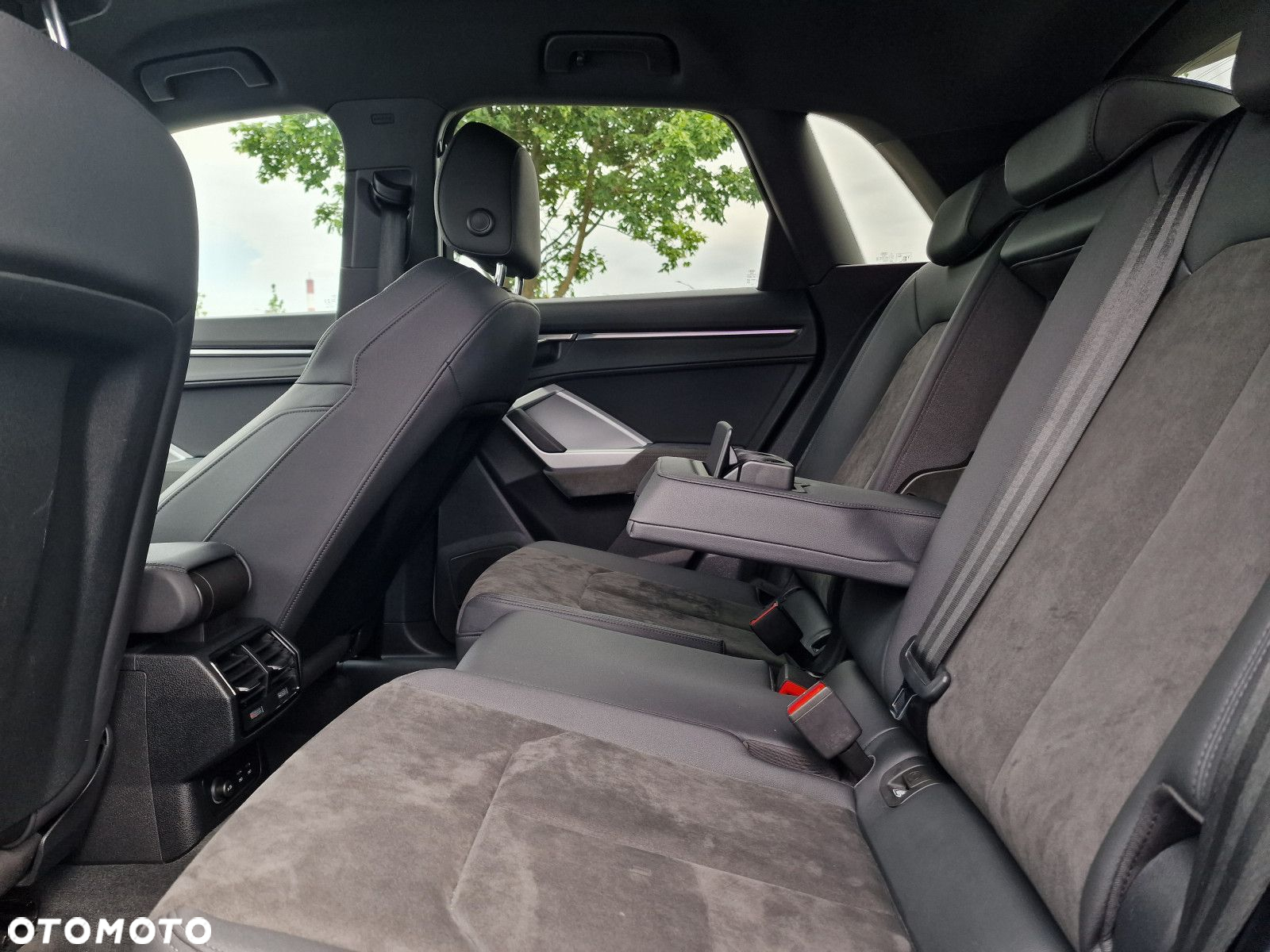Audi Q3 40 TFSI Quattro S-Line S tronic - 12