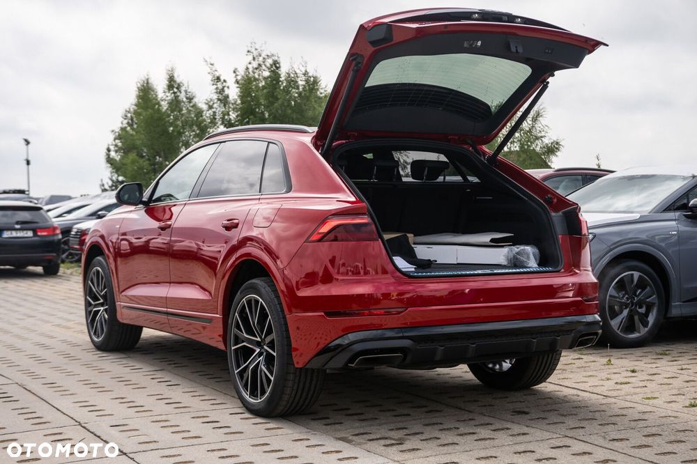 Audi Q8 - 9