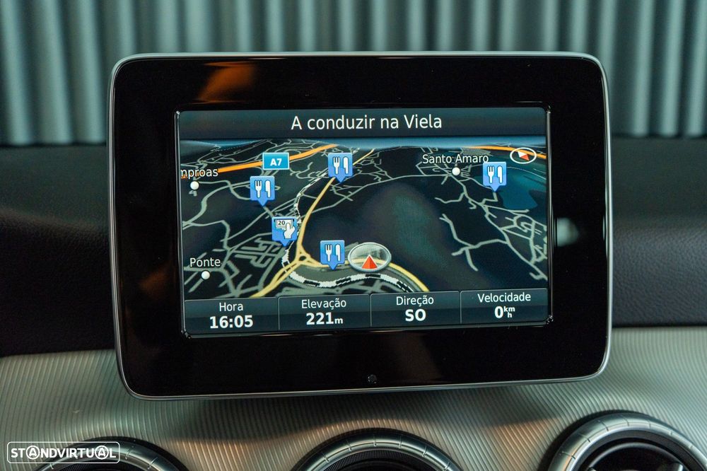 Mercedes-Benz CLA 180 d Shooting Brake Urban Aut. - 11