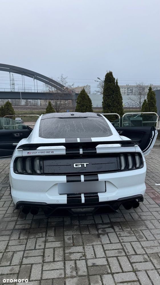 Ford Mustang - 5
