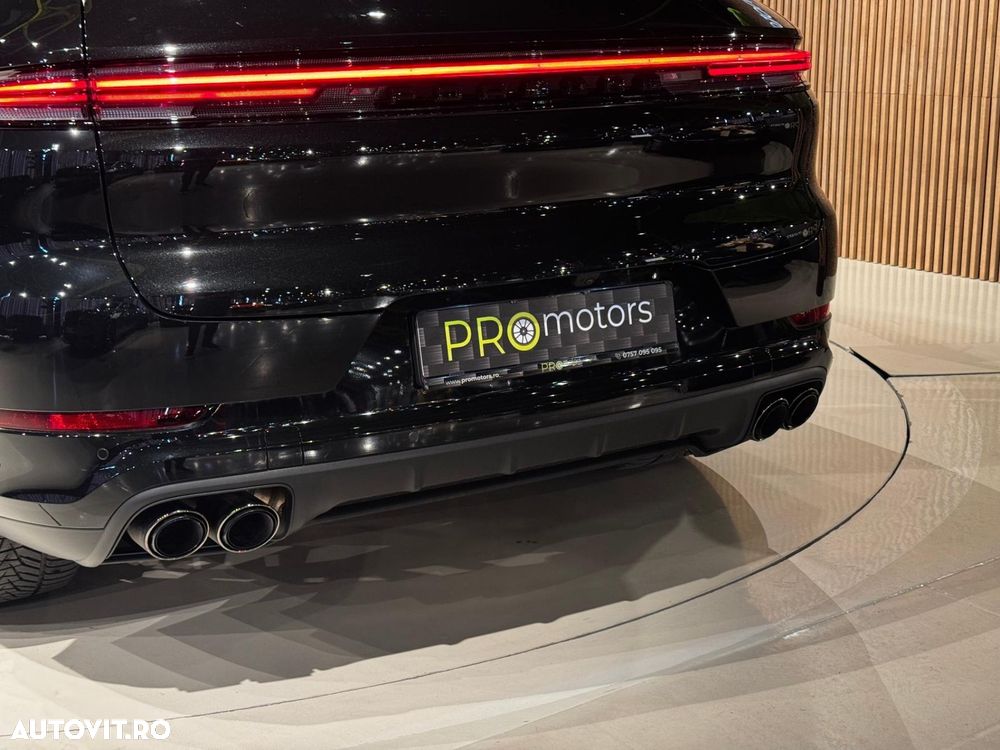 Porsche Cayenne - 26