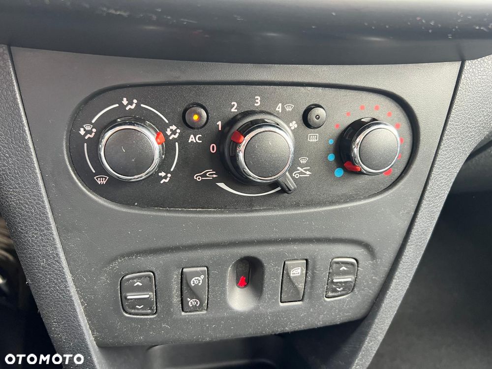 Dacia Sandero TCe 90 (S&S) Comfort - 28