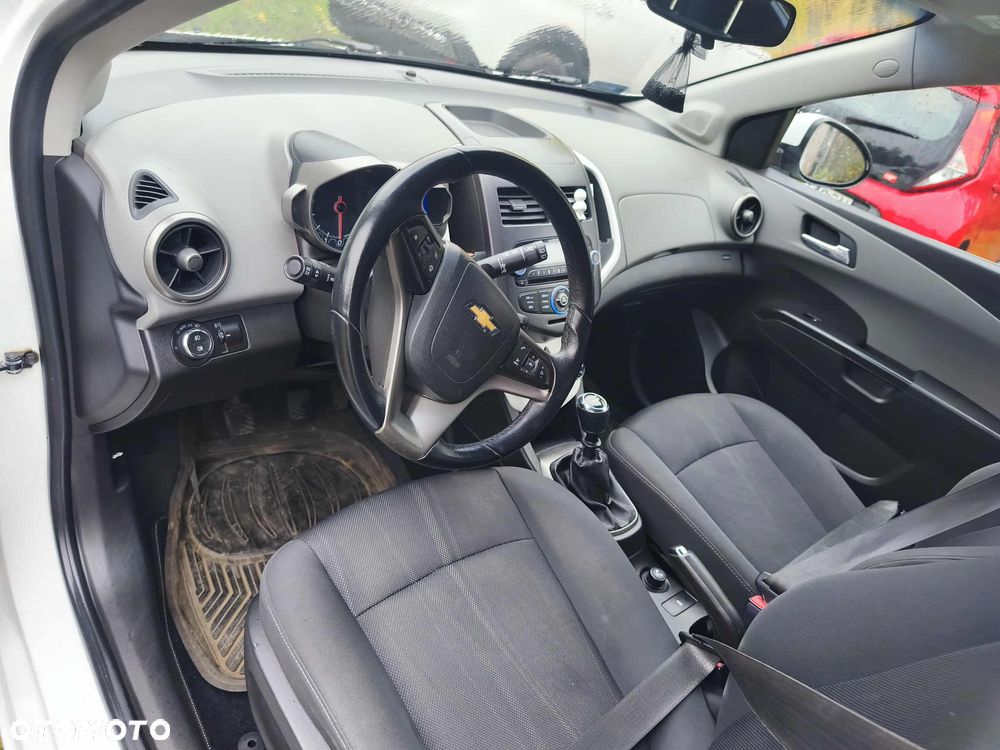 Chevrolet Aveo 1.6 LTZ - 3