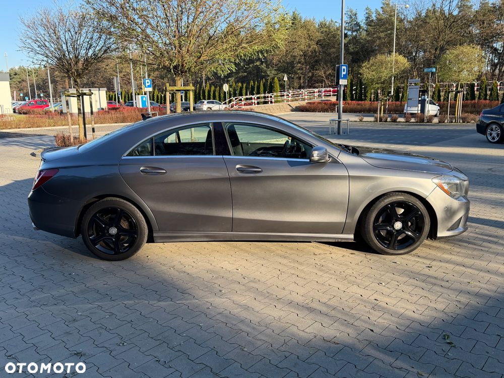 Mercedes-Benz CLA 250 4Matic 7G-DCT Sport - 5