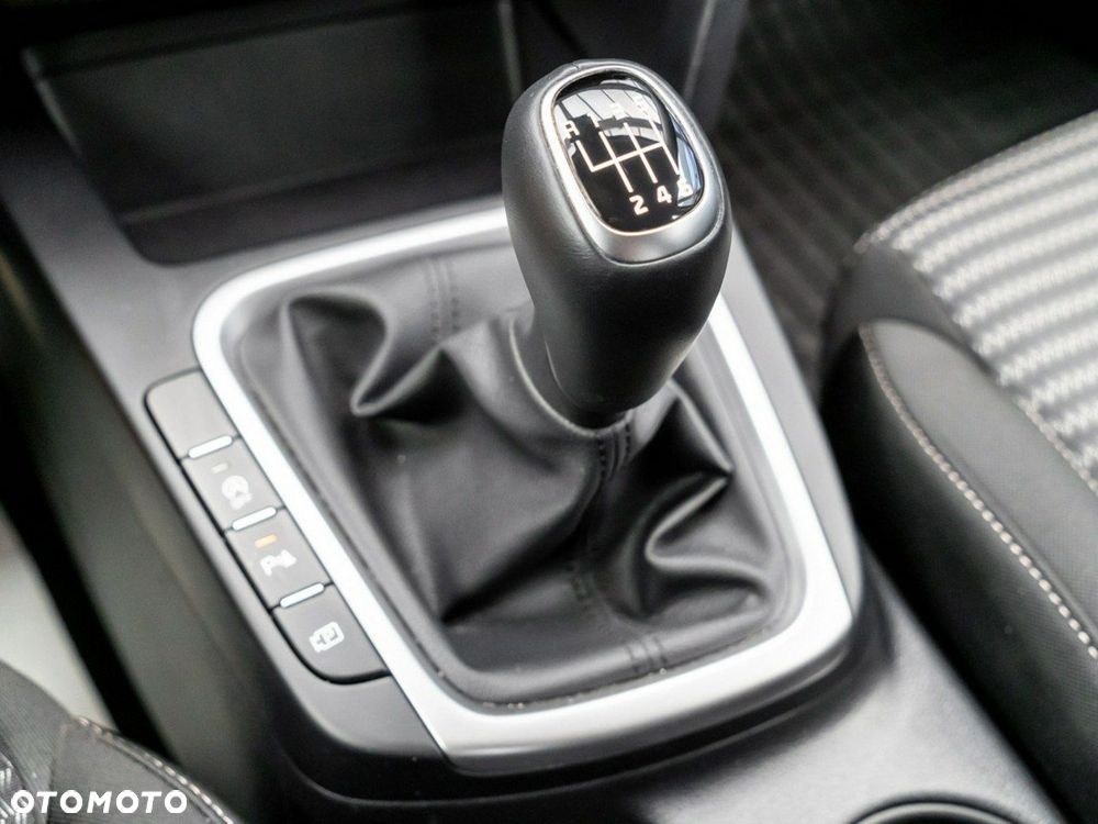 Kia Ceed 1.5 T-GDI M - 16