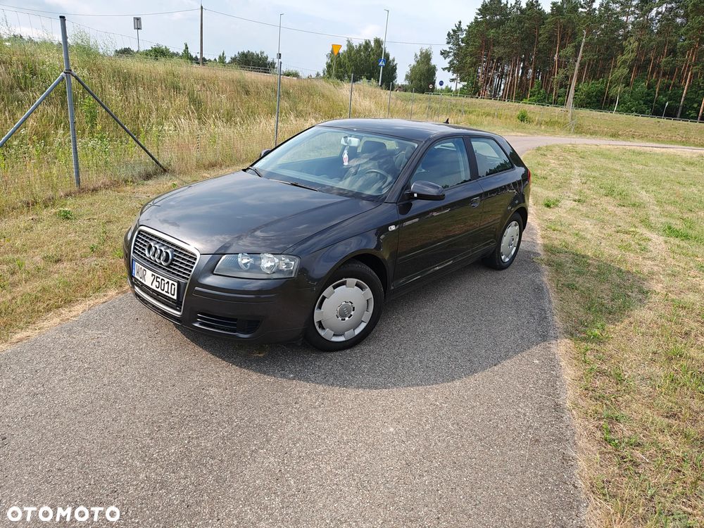 Audi A3 3-drzwiowe 1.6 Ambiente - 16