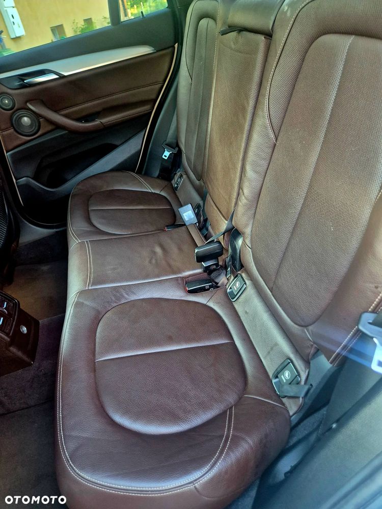 BMW X1 - 10