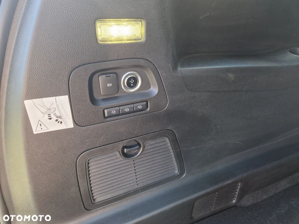 Ford S-Max 1.5 Eco Boost Start-Stopp TITANIUM - 12