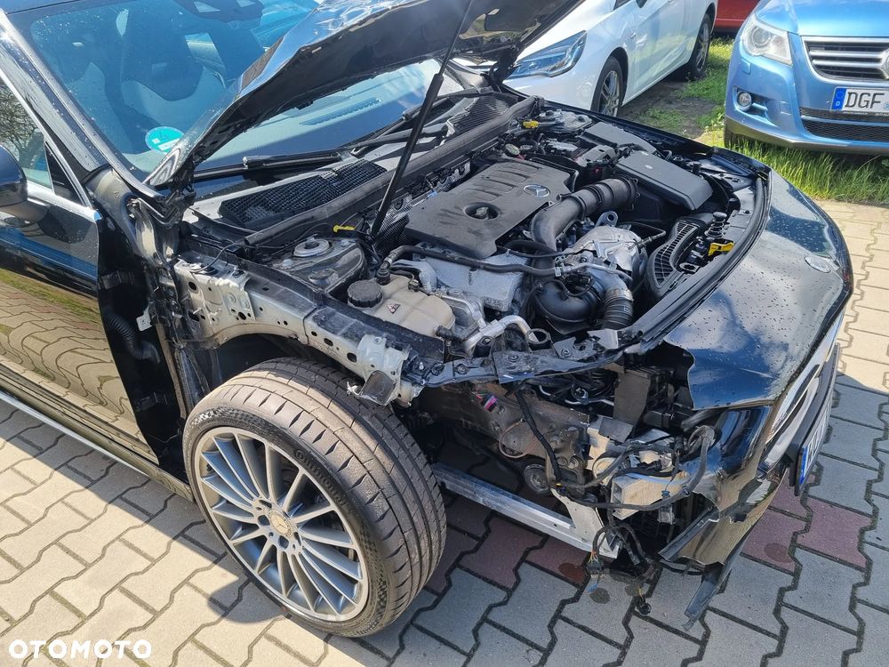 Mercedes-Benz CLA 220 4Matic 7G-DCT AMG Line - 14