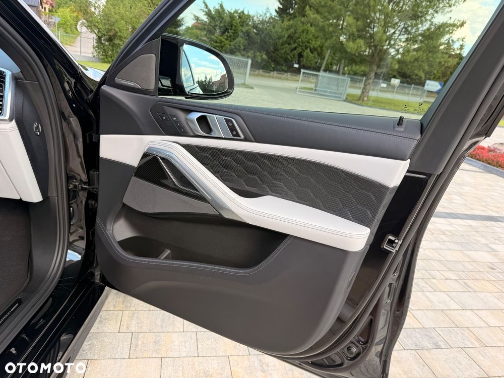 BMW X6M M - 25