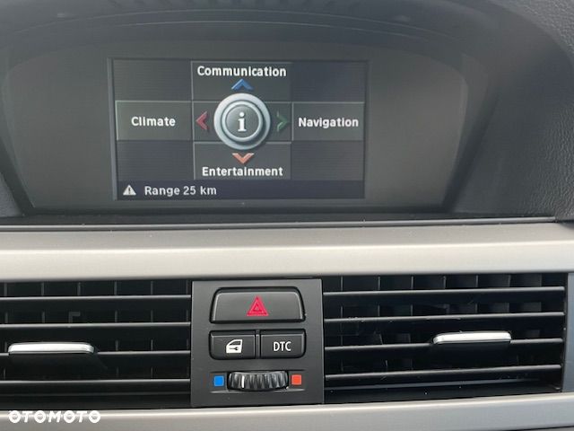 BMW Seria 3 318i - 21