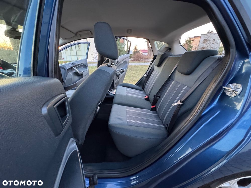 Ford Fiesta - 17