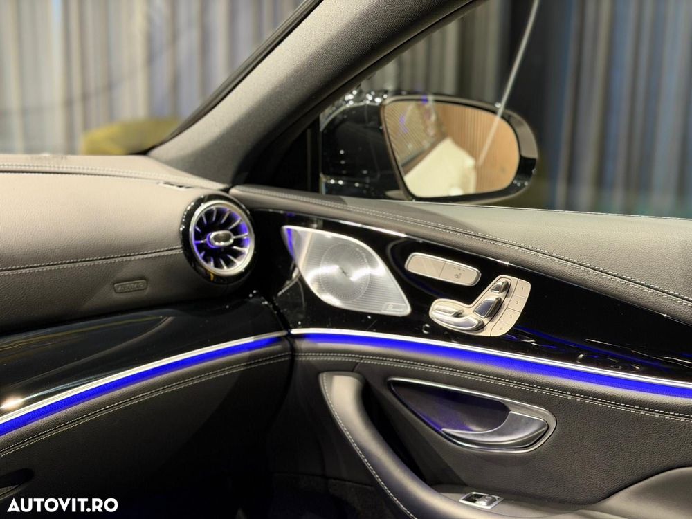 Mercedes-Benz AMG GT 4-door Coupe - 38