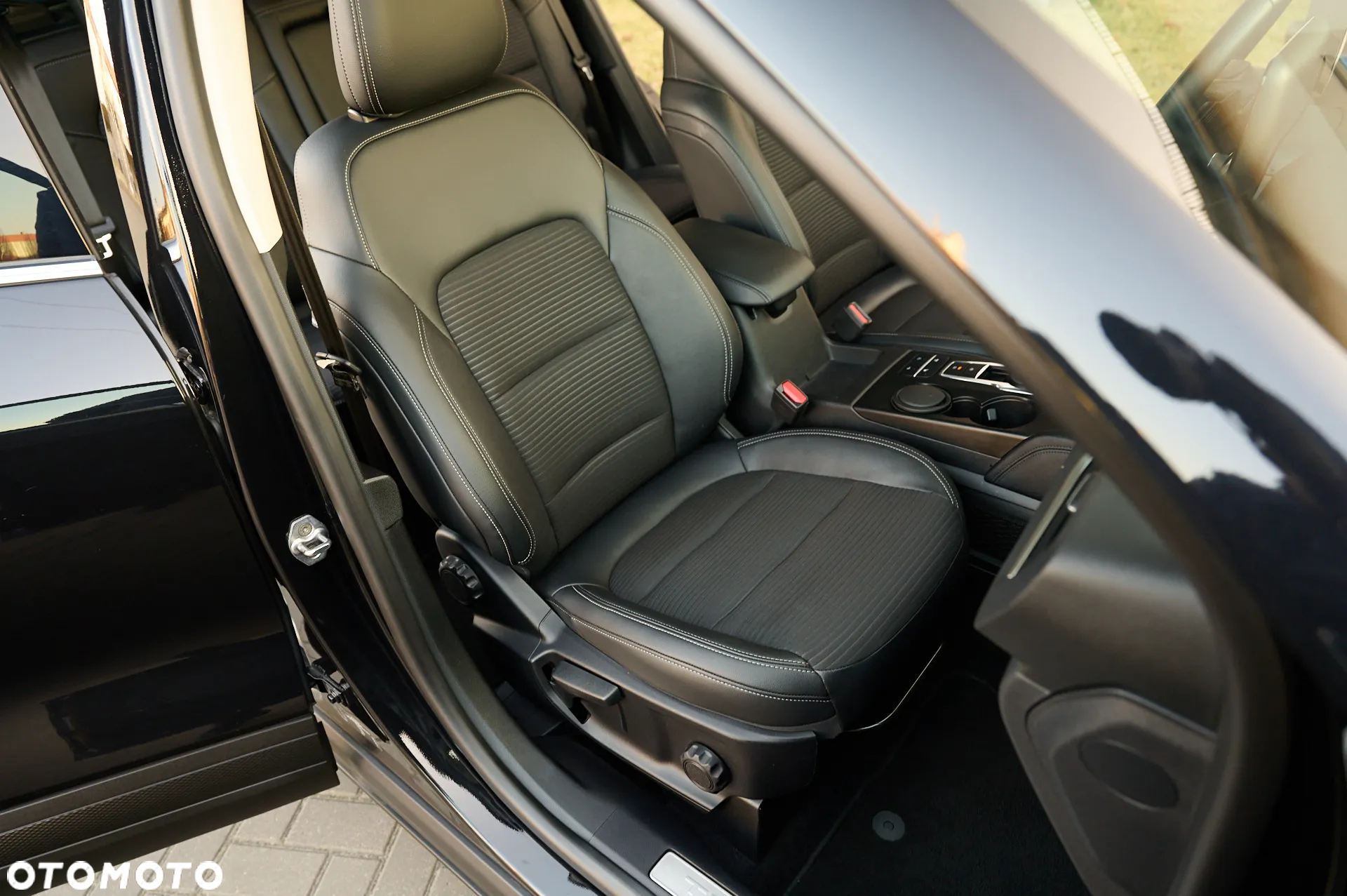 Ford Kuga 2.0 EcoBlue AWD Titanium - 23