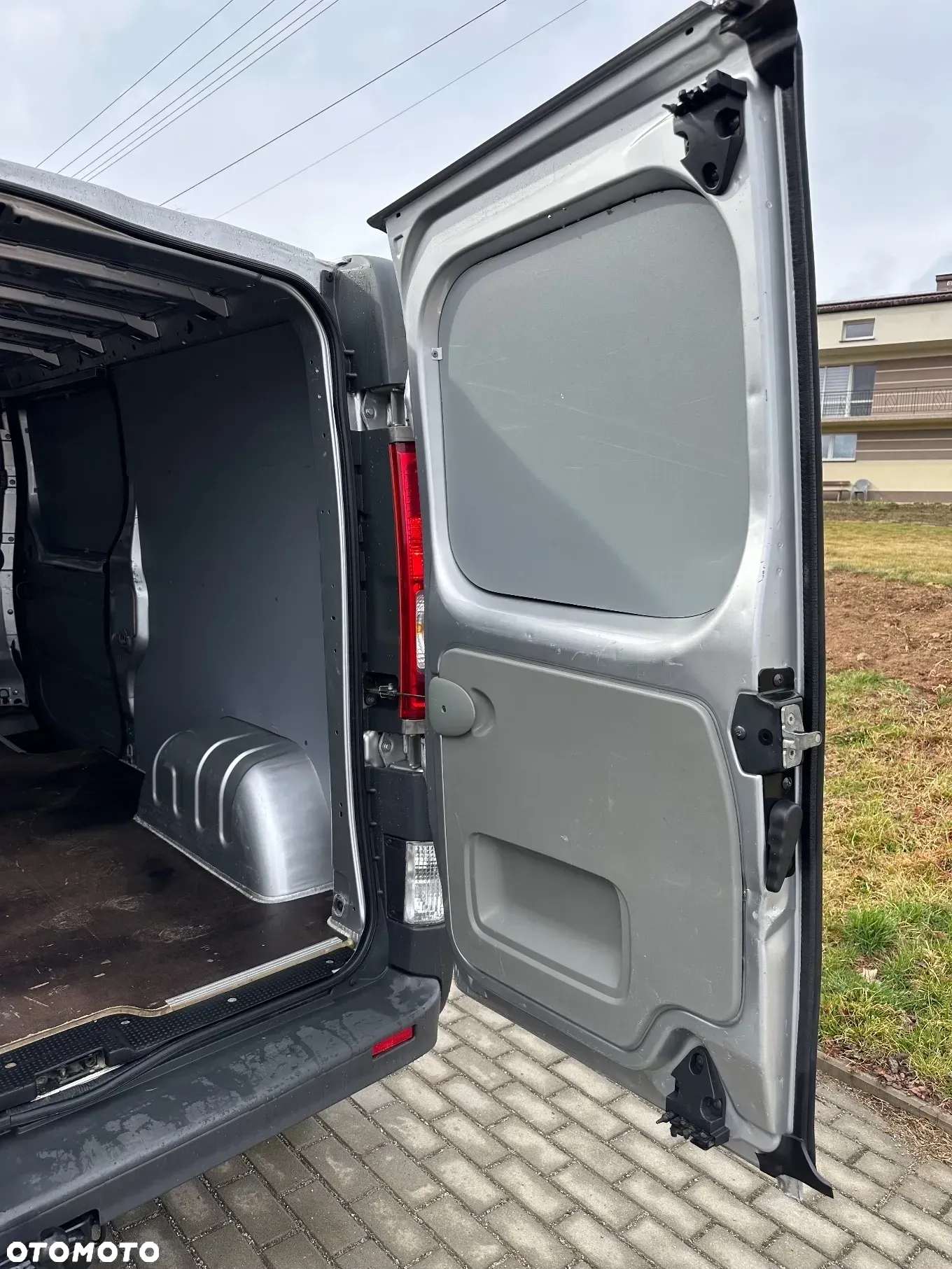 Opel Vivaro - 19