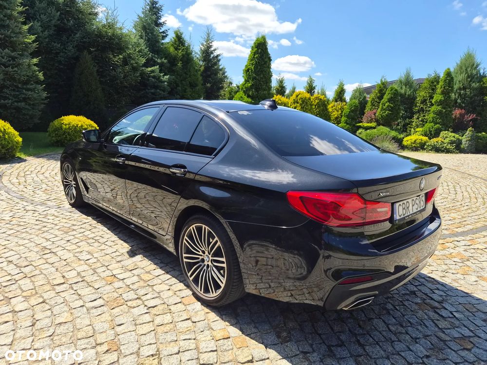 BMW Seria 5 520d xDrive M Sport sport - 31