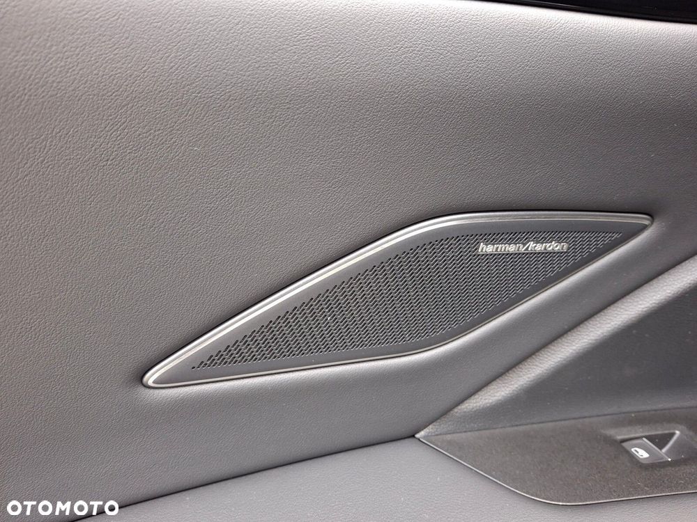 Volkswagen Tiguan - 15