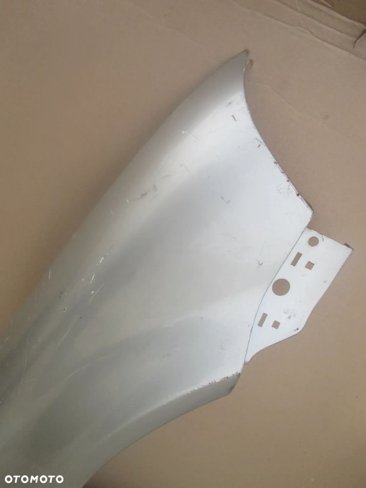 błotnik prawy VW Passat B5 FL Orginał bez rdzy - 2