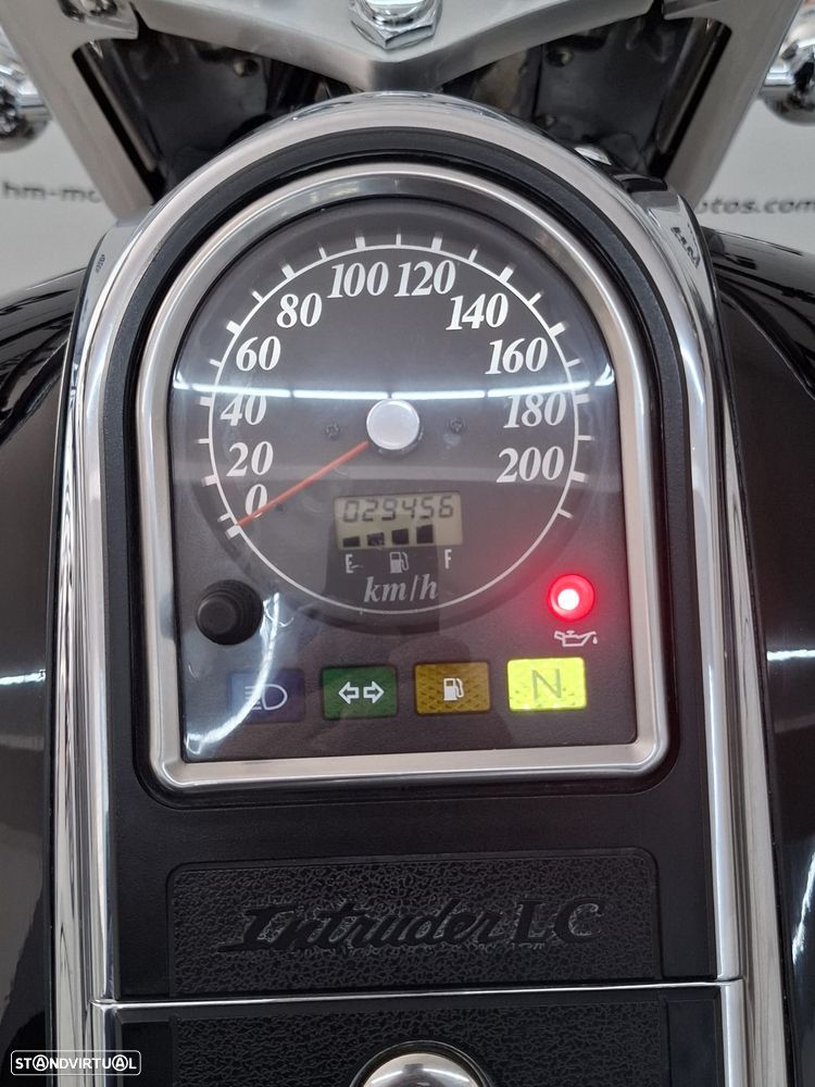Suzuki Intruder 1500 LC - 7