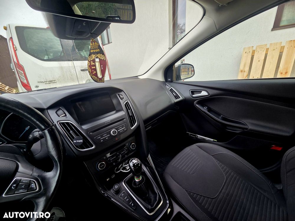 Ford Focus 1.5 TDCi Titanium - 11